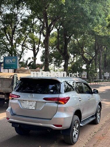 Toyota Fortuner 2019 Bạc