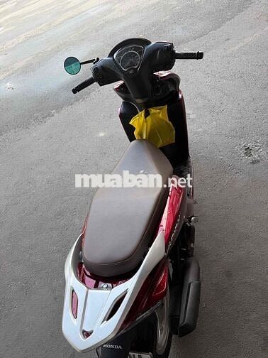 Honda Vision 2024 màu Đỏ