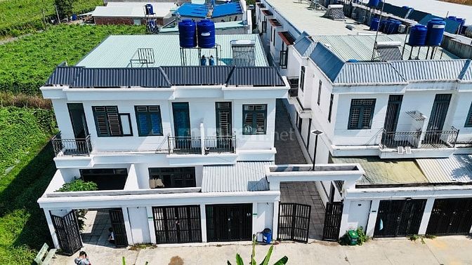 "CHÍNH CHỦ GỬI EM THÍA NHÀ 735 TRIỆU - 1 TRỆT 1 LẦU 2PN 2WC