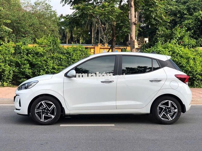 Siêu Lướt Hyundai i10 2025 odo 4800 km, bàn về giá