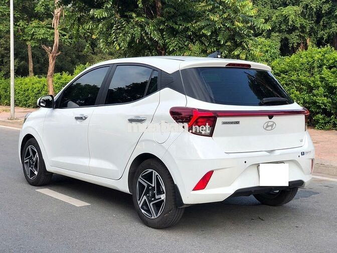 Siêu Lướt Hyundai i10 2025 odo 4800 km, bàn về giá