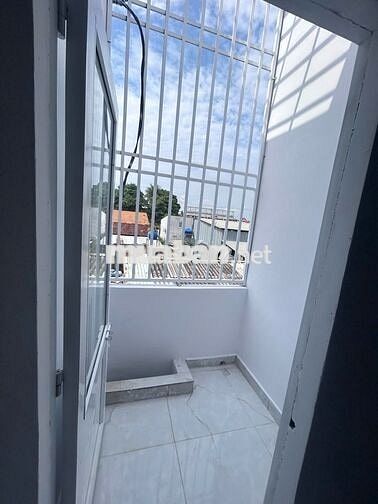 Nhà chính chủ mới xây hoàn toàn, khu vực cầu lớn Hóc Môn, sổ riêng