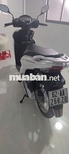 Honda Vision Trắng 8000km