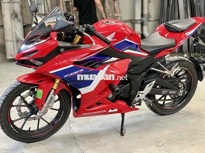 Honda CBR150R ABS 2021 13.000 km Chính Chủ Xe Đẹp