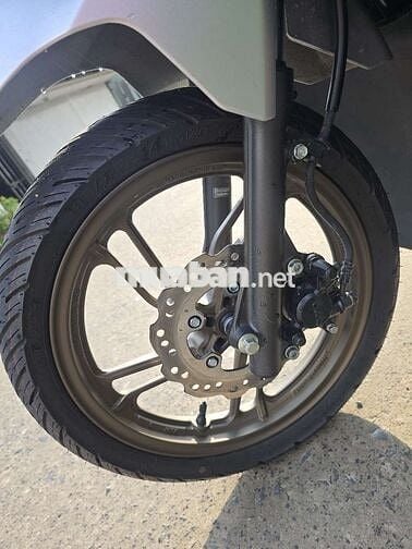 Vario 125cc 2025.odo:1300km,xe đẹp như mới.BSTP