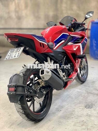 Honda CBR150R ABS 2021 13.000 km Chính Chủ Xe Đẹp