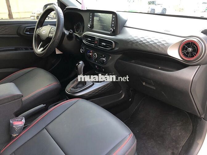Siêu Lướt Hyundai i10 2025 odo 4800 km, bàn về giá