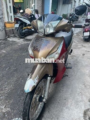 Honda Future Đỏ, Vàng đồng