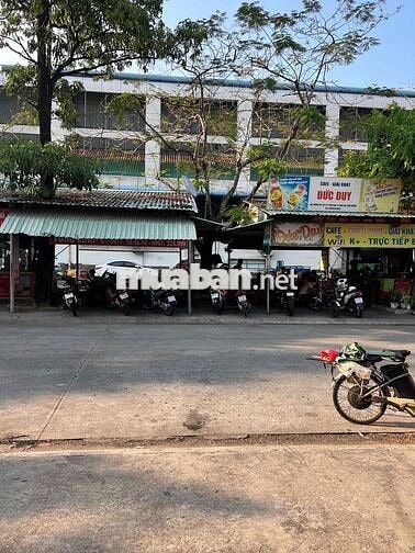 Bán nhà 1 trệt 1 lửng 2 lầu 1 sân thượng ngay chợ mỹ phước.