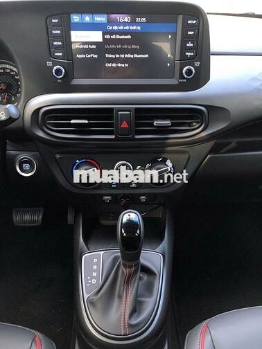 Siêu Lướt Hyundai i10 2025 odo 4800 km, bàn về giá