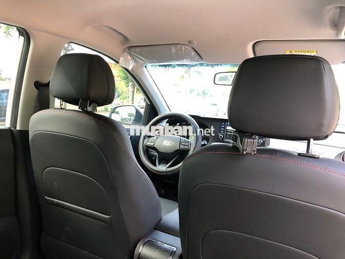 Siêu Lướt Hyundai i10 2025 odo 4800 km, bàn về giá