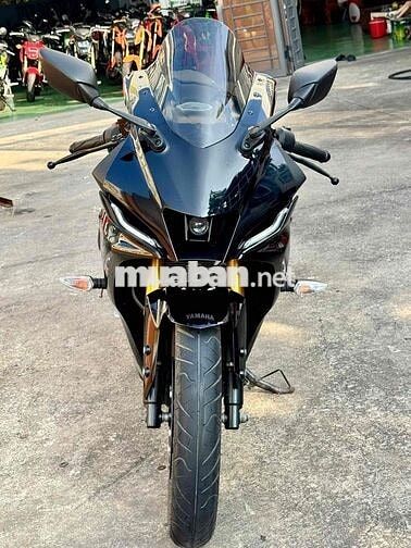 Yamaha R15v4 2022 Đen nhám 12000 km