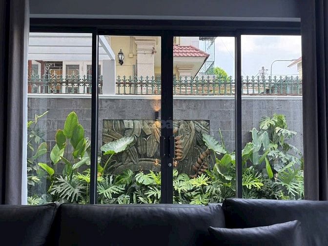 Biệt thự 12x20m trệt 2 lầu ST KDC viêw đẹp