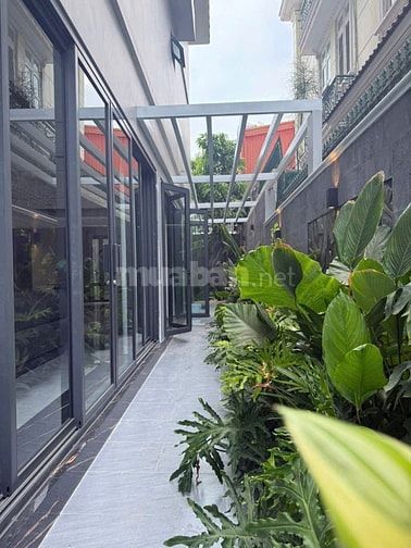Biệt thự 12x20m trệt 2 lầu ST KDC viêw đẹp