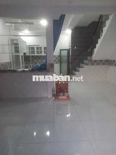 NHÀ 2 TẦNG -  MẶT TIỀN LÊ THỊ HOA, GẦN CHỢ ĐẦU MỐI, CẦU VƯỢT GÒ DƯA