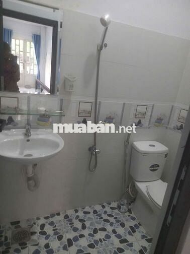 NHÀ 2 TẦNG -  MẶT TIỀN LÊ THỊ HOA, GẦN CHỢ ĐẦU MỐI, CẦU VƯỢT GÒ DƯA