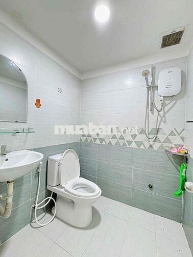 Cho thuê căn hộ mini giá rẻ kế bên cầu Công Lý giáp Quận 1, Quận 3