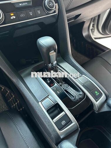 Honda Civic 2020 1.8G 28.000 km Trắng