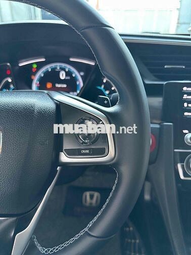 Honda Civic 2020 1.8G 28.000 km Trắng