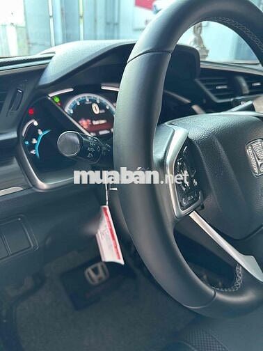Honda Civic 2020 1.8G 28.000 km Trắng
