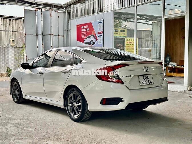 Honda Civic 2020 1.8G 28.000 km Trắng