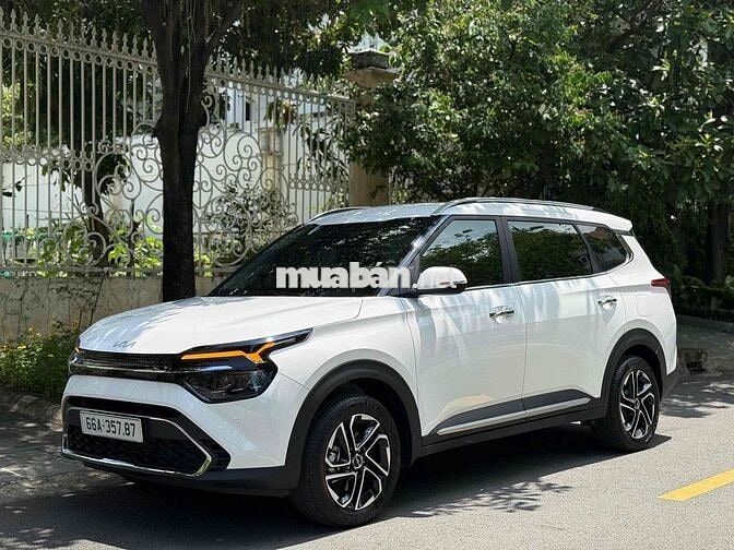 Siêu lướt Kia Carens 2025 1.5 Luxury Trắng