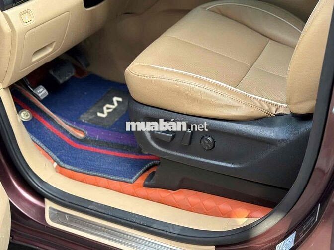 Kia Sedona 2017 Full máy dầu Nâu đỏ