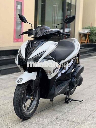 Yamaha NVX 155 VVA ABS Trắng đen
