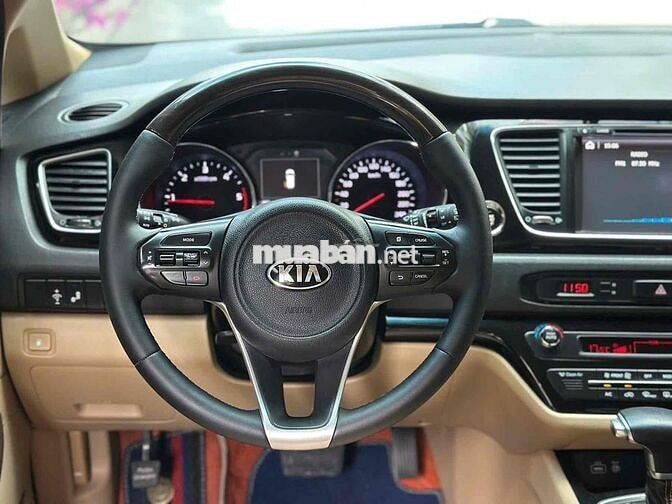 Kia Sedona 2017 Full máy dầu Nâu đỏ
