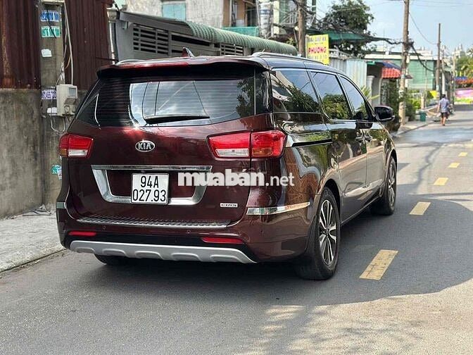 Kia Sedona 2017 Full máy dầu Nâu đỏ