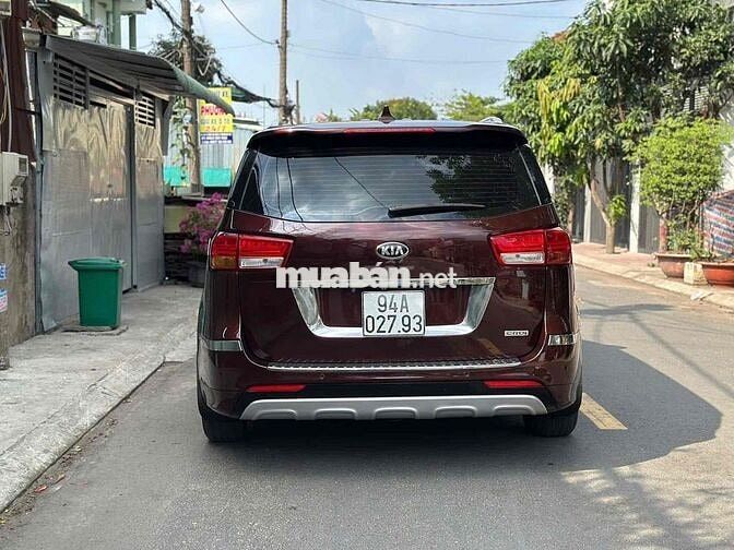 Kia Sedona 2017 Full máy dầu Nâu đỏ