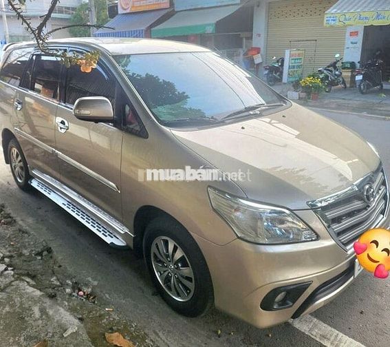 Toyota Innova 2015 2.0G AT Nâu vàng