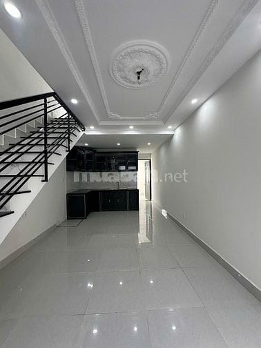 "CHÍNH CHỦ GỬI EM THÍA NHÀ 835 TRIỆU - 1 TRỆT 1 LẦU 3PN 2WC