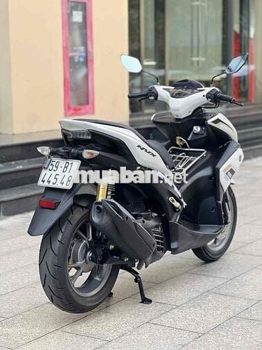 Yamaha NVX 155 VVA ABS Trắng đen