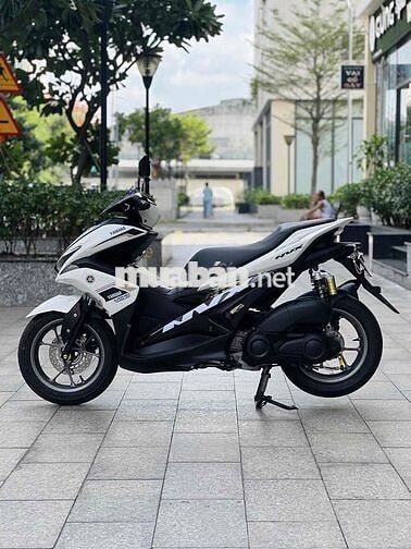 Yamaha NVX 155 VVA ABS Trắng đen