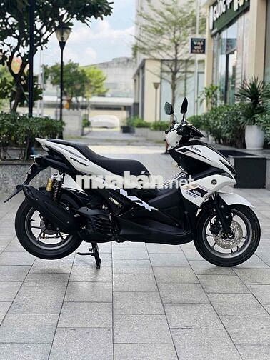 Yamaha NVX 155 VVA ABS Trắng đen