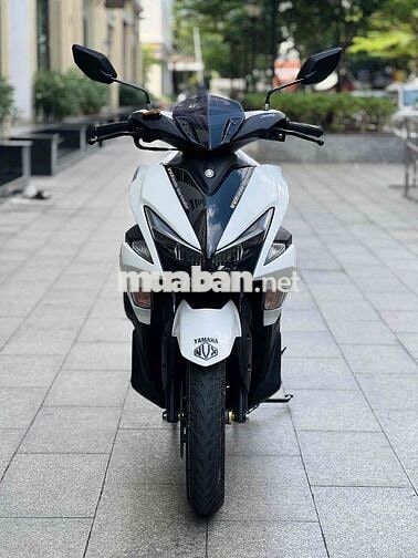 Yamaha NVX 155 VVA ABS Trắng đen