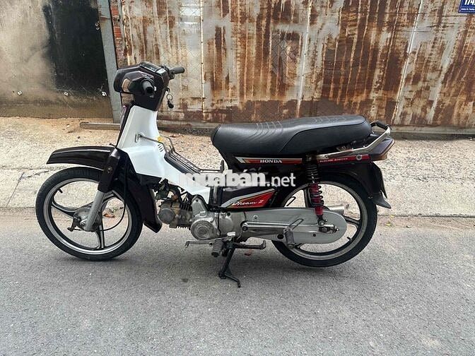 Honda Dream màu Nâu trắng
