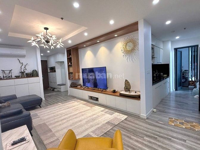 Bán Gấp Căn Hộ Cao Cấp 3 Ngủ 110m2 Cực Đẹp Tại Royal City Giá 12,6 Tỷ