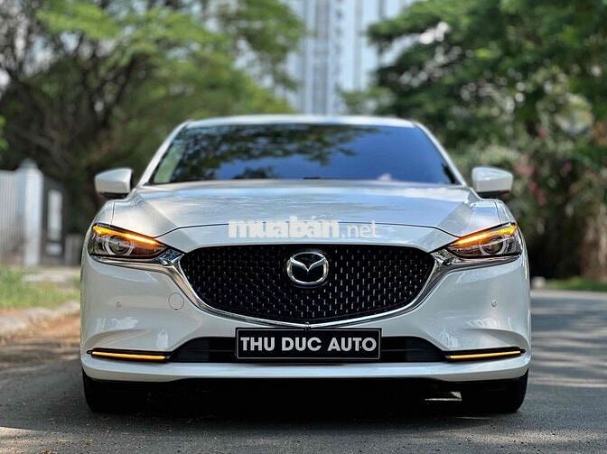 Mazda 6 2023 bản 2.0 PREMIUM TCCC trắng đẹp