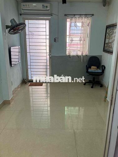 Cho thuê phòng lầu 2 Lê Văn Duyệt, có máy lạnh, giá rẻ 3tr2