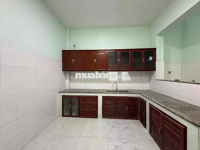 Nhà 1 trệt 2 lầu 80m2 gồm 4PN gần Phạm Văn Đồng, Gigamall