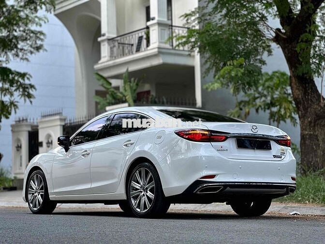 Mazda 6 2023 bản 2.0 PREMIUM TCCC trắng đẹp