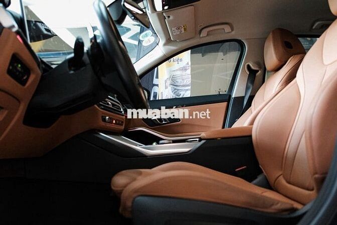 BMW 320i Sportline 2024 Xám 15000 km