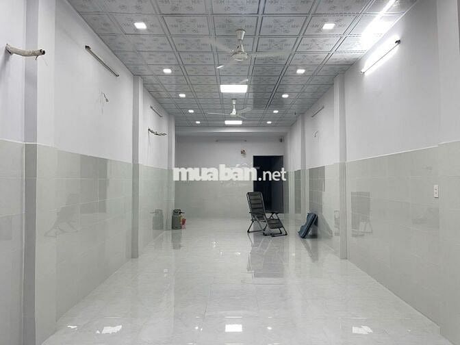 Mặt Tiền Âu Cơ gần ngã tư Lạc Long Quân 4,2x25, Nhà mới đẹp Chỉ 22TR