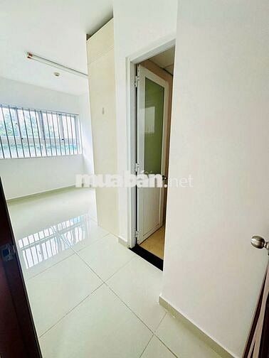 Bán căn hộ chung cư 8X PLUS Trường Chinh, 63.32m, 2 PN, 