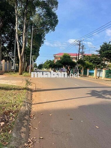 bán đất 2 mặt tiền đường nhựa kinh doanh Câyda giá 1T5