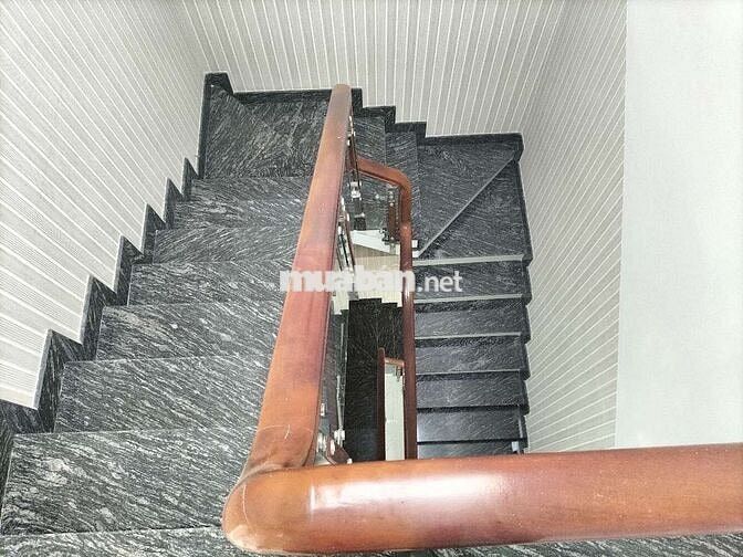 💥💥 gấp gáp lắm rồi  giảm tiếp 350t. từ 4,4ty còn 4,05ty phải nhanh ạ