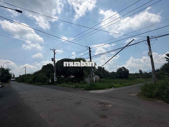 MẶT TIỀN NHỰA NGAY GẦN CHỢ PHƯỜNG BÌNH LỘC THÀNH PHỐ ĐỒNG NAI