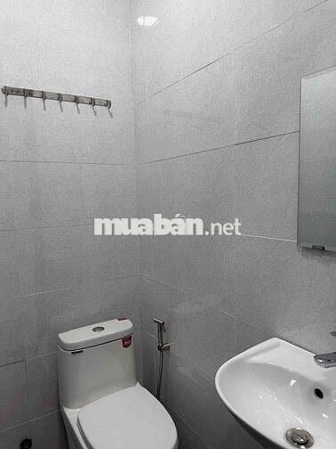 NHÀ ĐẸP – HẺM 4M HUỲNH TẤN PHÁT, Q7 – CÁCH MẶT TIỀN CHỈ 40M